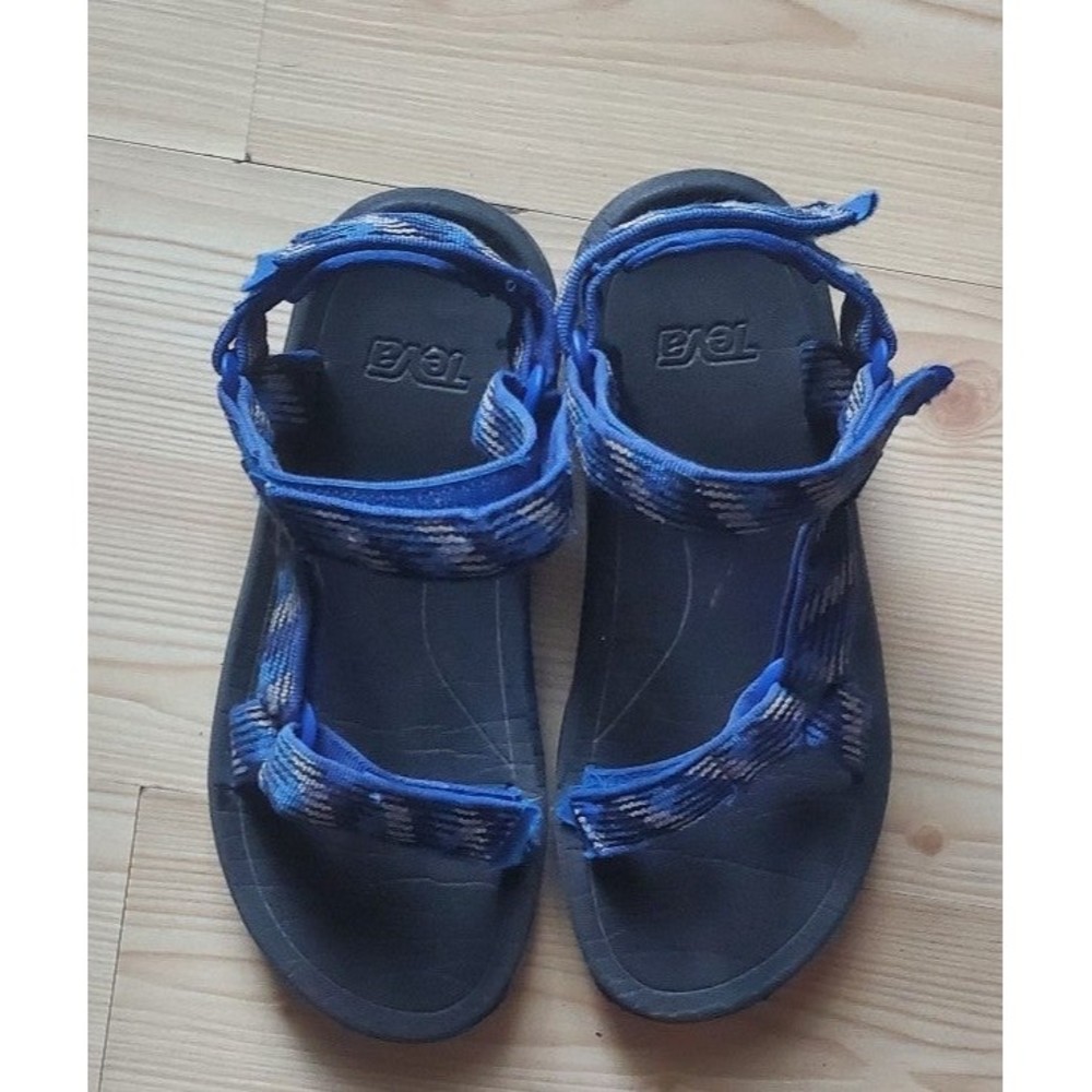 Teva Hurricane XLT2 Sandals 1019390Y Blue size 5 womens